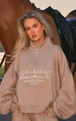 PRETTYLITTLETHING Mocha Logo Embroidered Half Zip Sweatshirt
