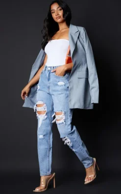 PRETTYLITTLETHING Petite Light Blue Wash Ripped Mom Jeans