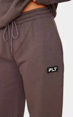 PRETTYLITTLETHING Petite Charcoal Straight Leg Badge Detail Sweatpants