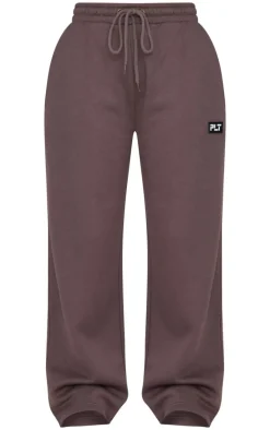 PRETTYLITTLETHING Petite Charcoal Straight Leg Badge Detail Sweatpants