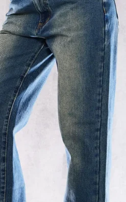 PRETTYLITTLETHING Petite Vintage Bleach Wash Split Hem Jeans