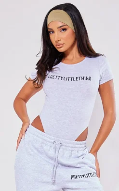 PRETTYLITTLETHING Petite Ash Grey Logo Short Sleeve Bodysuit