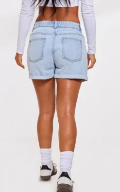 PRETTYLITTLETHING Petite Light Blue Turn Up Mom Denim Shorts