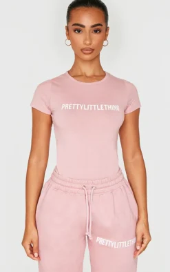 PRETTYLITTLETHING Petite Light Pink Logo Detail Short Sleeve Bodysuit