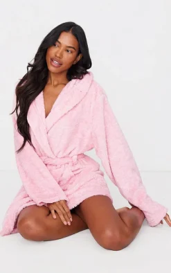 PRETTYLITTLETHING Pink Fluffy Bath Robe