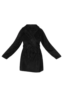 PRETTYLITTLETHING Plus Black Fluffy Bath Robe