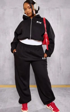PRETTYLITTLETHING Plus Black Oversized Cuffed Sweatpant