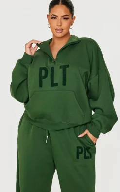 PrettyLittleThing Plus Forest Green Borg Applique Quarter Zip Sweatshirt