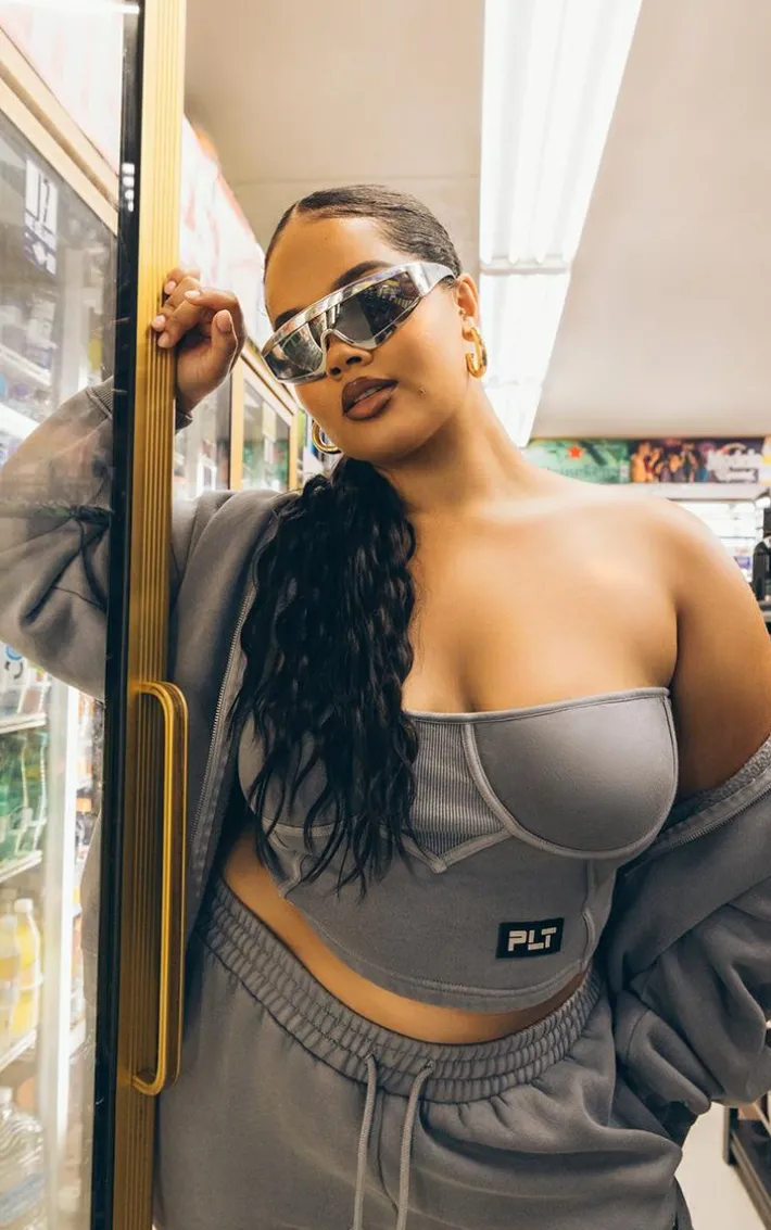 PRETTYLITTLETHING Plus Grey Washed Badge Detail Zip Up Hoodie