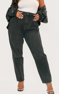 PRETTYLITTLETHING Plus Washed Black High Rise Mom Jeans