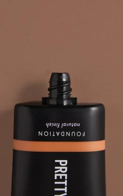 PRETTYLITTLETHING Serum Foundation Toffee