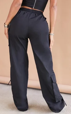 PRETTYLITTLETHING Shape Black Cargo Pocket Detail Wide Leg Sweatpants