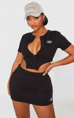 PRETTYLITTLETHING Shape Black Cotton T Shirt Crop Top