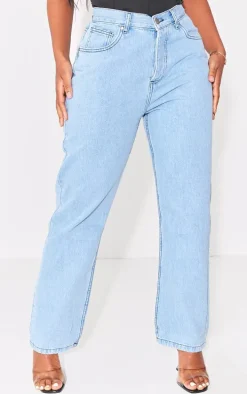 PRETTYLITTLETHING Shape Vintage V Front Waistband Straight Leg Jeans
