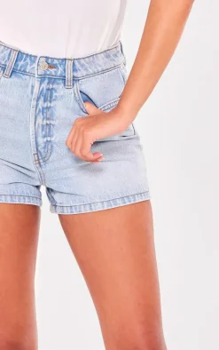 PRETTYLITTLETHING Tall Light Blue Wash Basic Denim Shorts