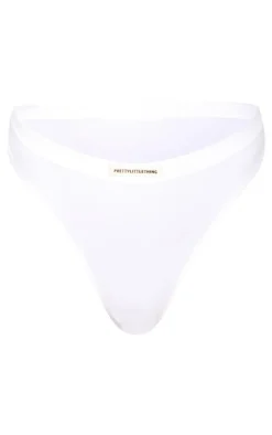 PRETTYLITTLETHING White Badge Seamless Thong
