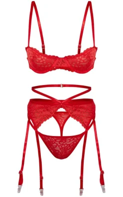 Red Floral Scalloped Edge Lace 3 Piece Lingerie Set