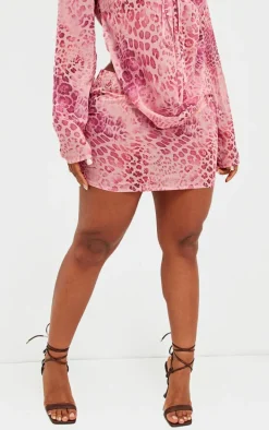 Shape Baby Pink Chiffon Leopard Printed Mini Skirt