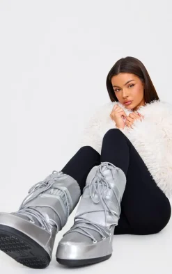 Silver Moon Boot Icon Glance