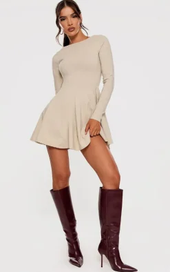 Stone Stretch Woven Boat Neck Long Sleeve Pleated Shift Dress