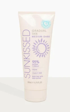 Sunkissed Gradual Tan Medium Dark 200ml