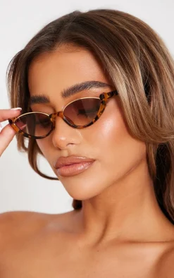 Tortoiseshell Vintage Cat Eye Sunglasses