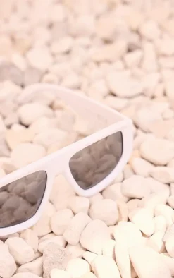 White Chunky Clear Frame Visor