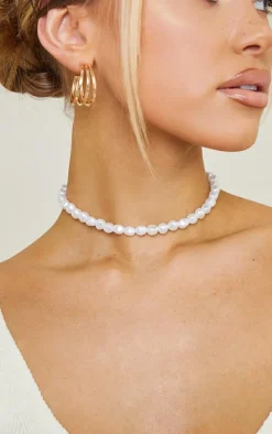 White Dainty Pearl Choker